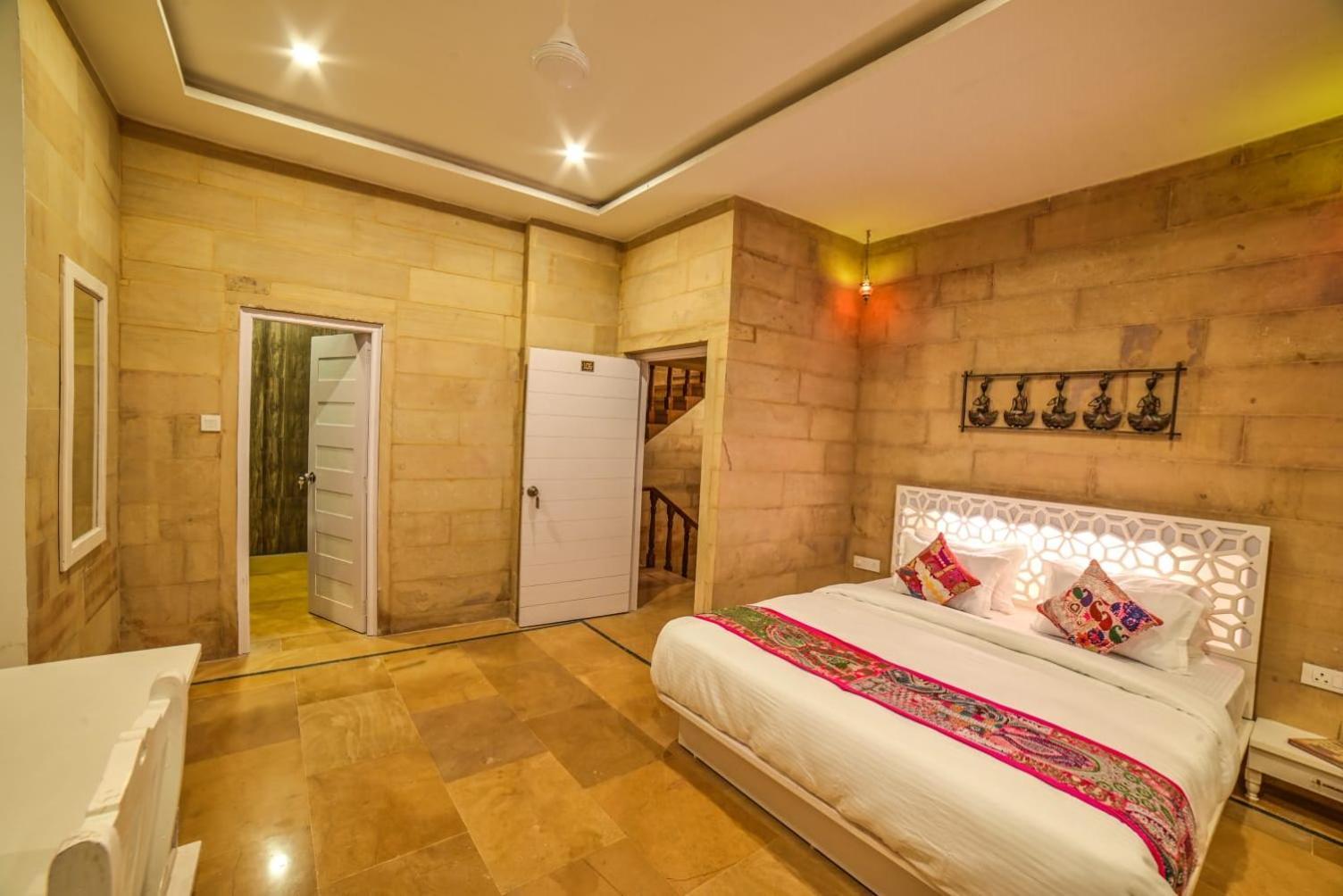 The Bheemgarh Hotel Jaisalmer Bagian luar foto